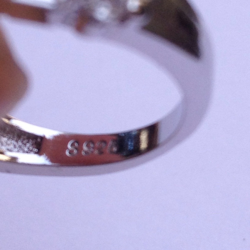 Silver Ring - Picture 2 of 3